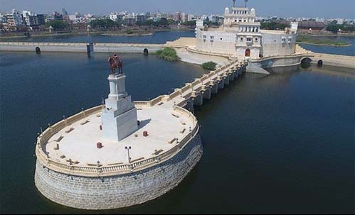 ieff Gujarat tour:Lakhota Lake